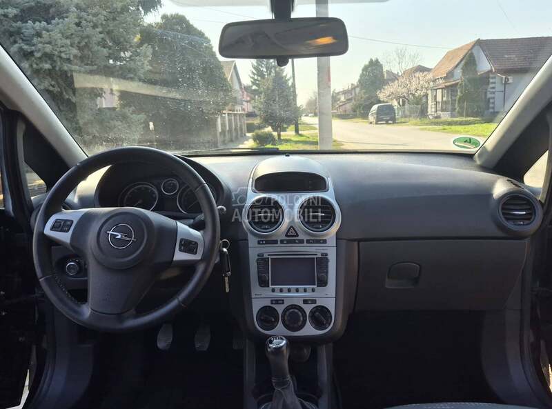 Opel Corsa D 