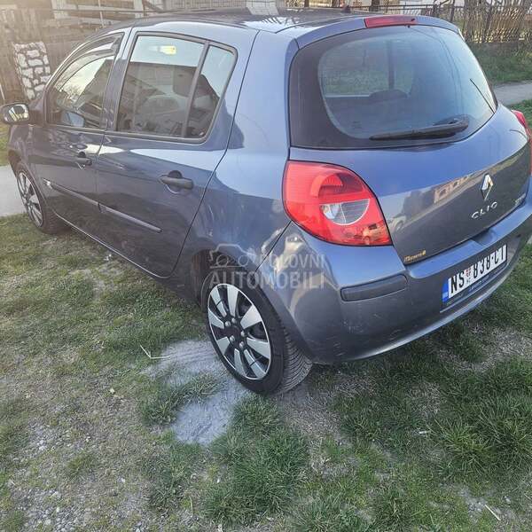 Renault Clio 1.2 b