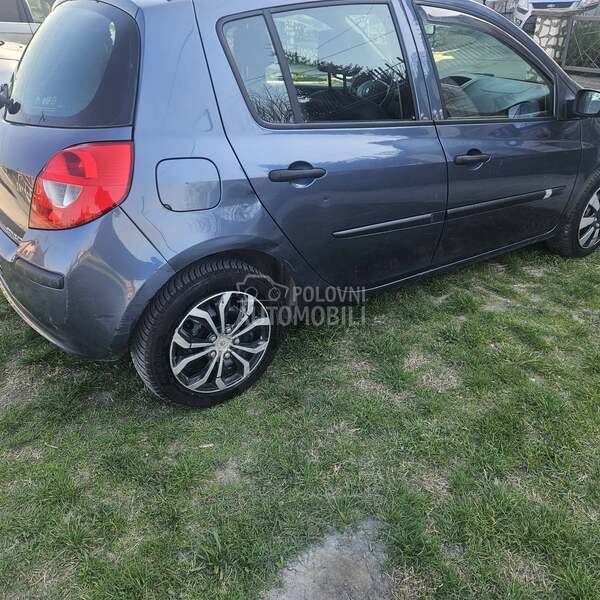Renault Clio 1.2 b