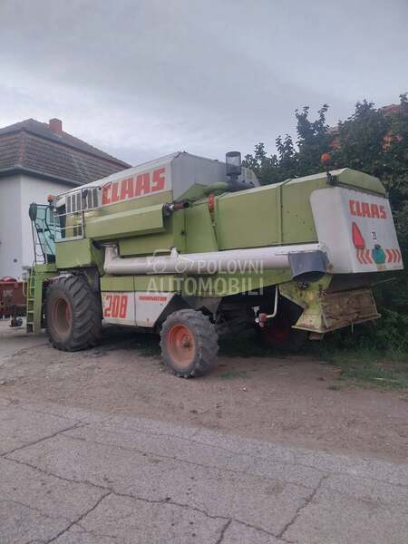 Claas mega 208