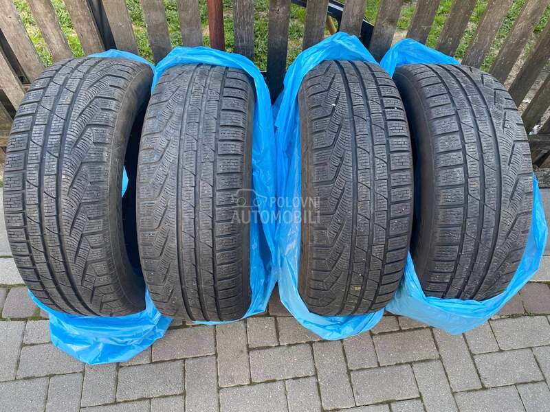 Pirelli 235/55 R18 Zimska