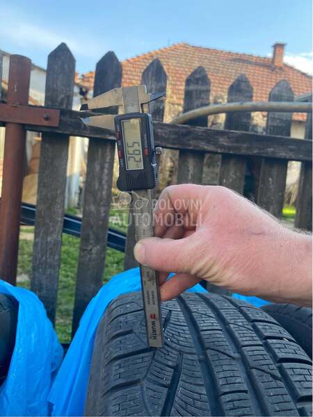 Pirelli 235/55 R18 Zimska