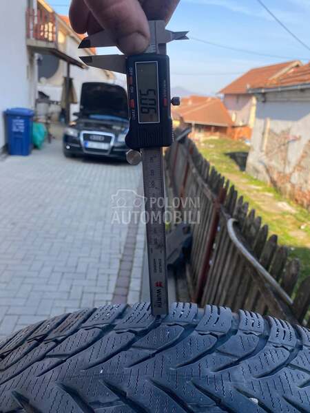Nokian 215/65 R17 Zimska