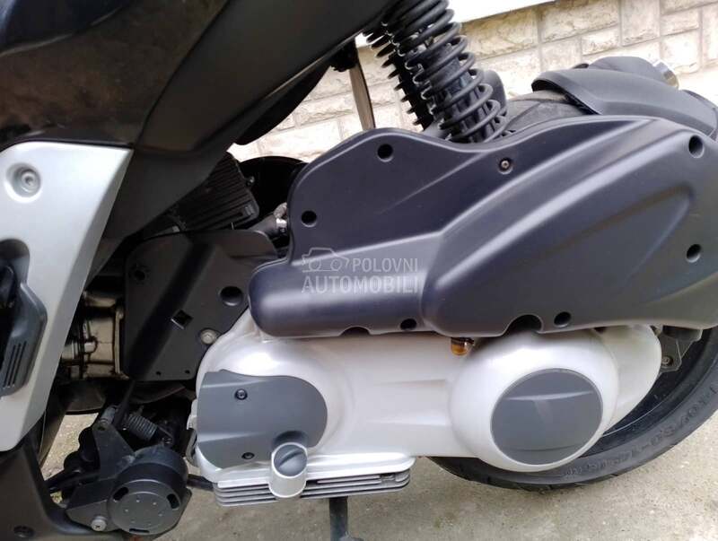 Gilera Nexus