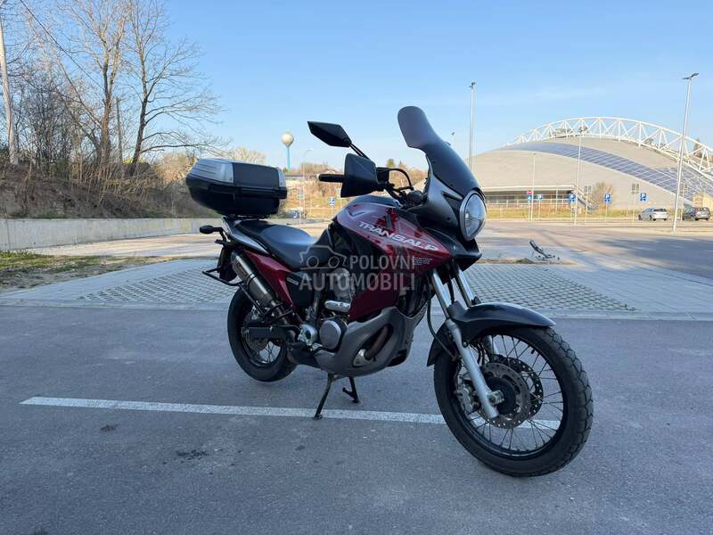 Honda Transalp 700