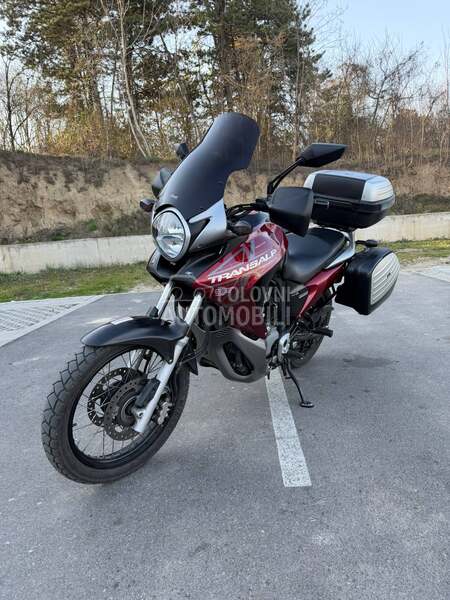 Honda Transalp 700