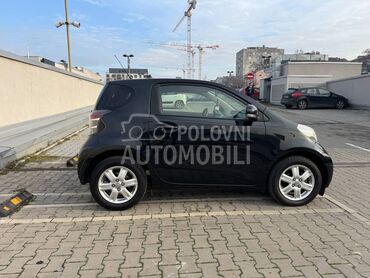 Toyota iQ 1.0 Matik