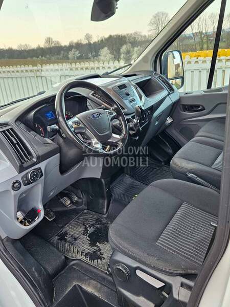 Ford Transit maxi