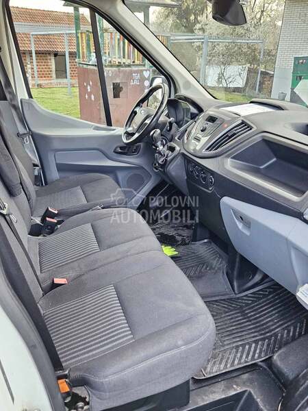 Ford Transit maxi