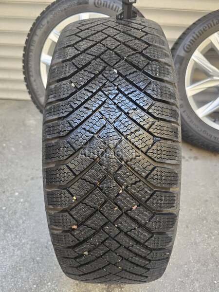 Continental 235/55 R18 Zimska