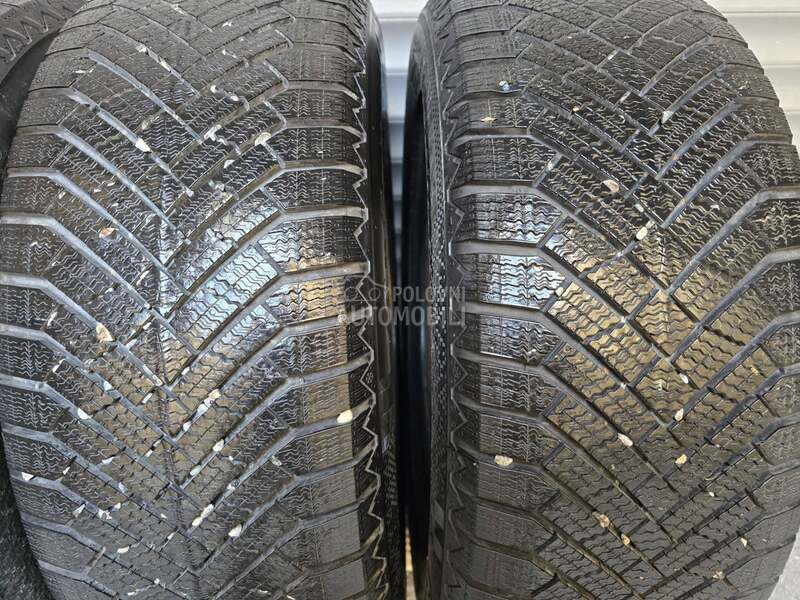 Continental 235/55 R18 Zimska