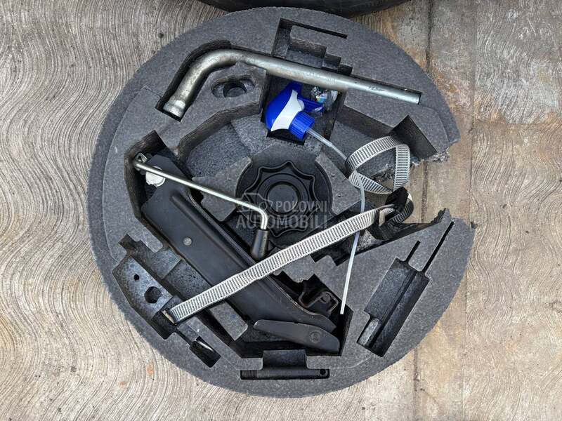 Nov ćopavac 18 sa alatom