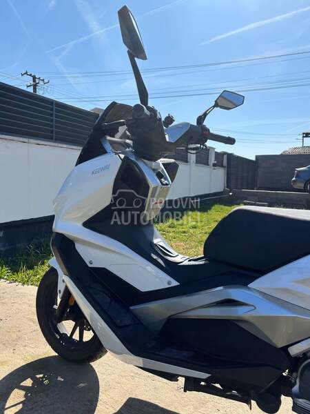 Keeway VIESTE 300