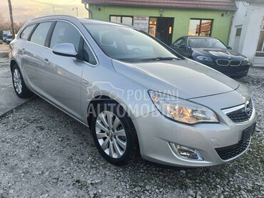 Opel Astra J 1.7 CDTI COSMO