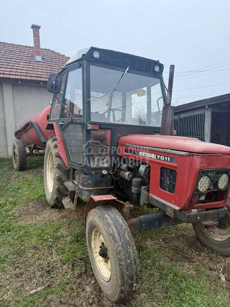 Zetor 7011