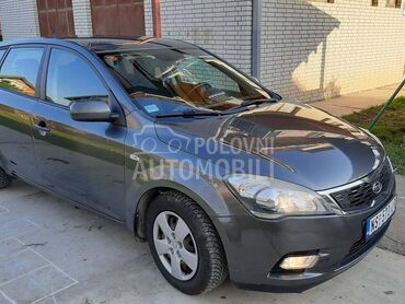 Kia cee`d 1.4 ben T00P stanje