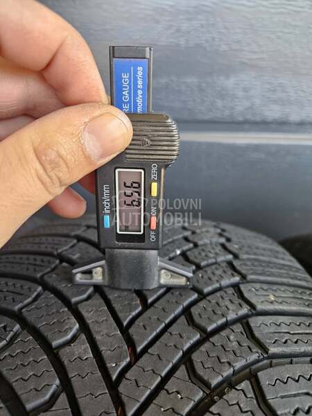 Bridgestone 225/55 R17 Zimska