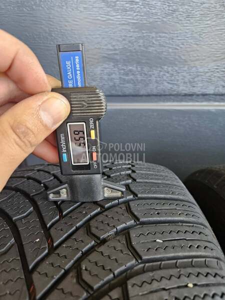 Bridgestone 225/55 R17 Zimska