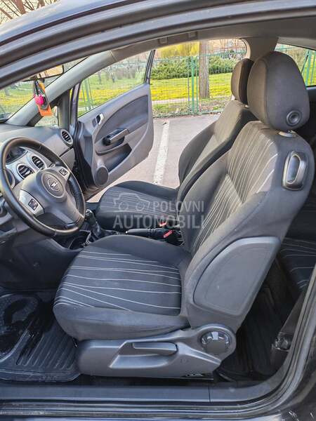 Opel Corsa D 