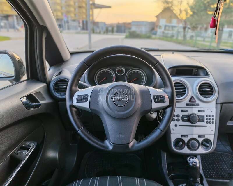 Opel Corsa D 