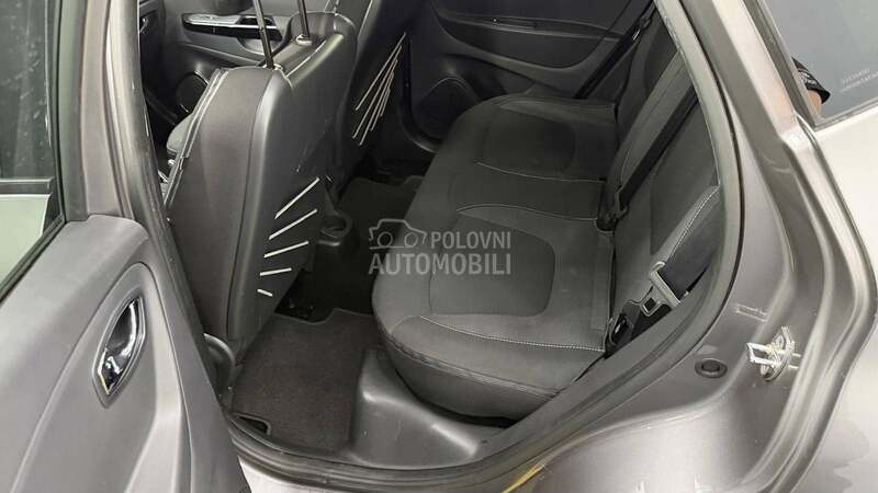 Renault Captur INTENSE