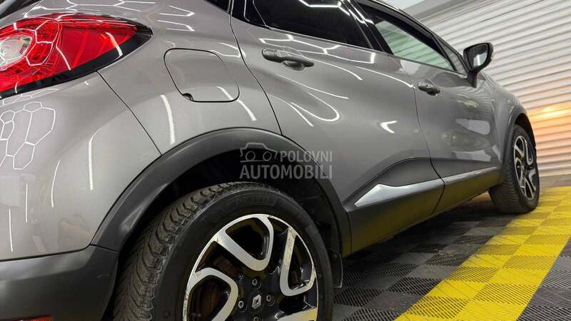 Renault Captur INTENSE