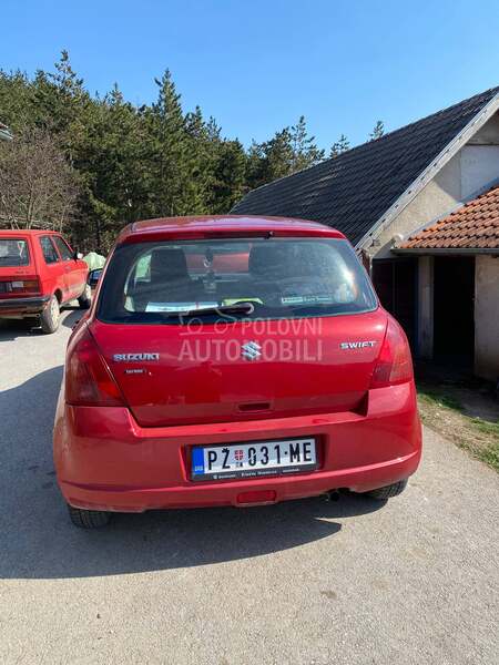 Suzuki Swift 