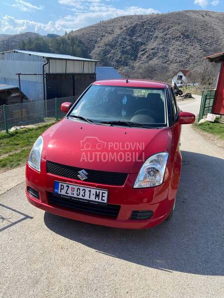 Suzuki Swift 