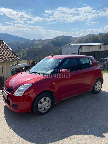 Suzuki Swift 