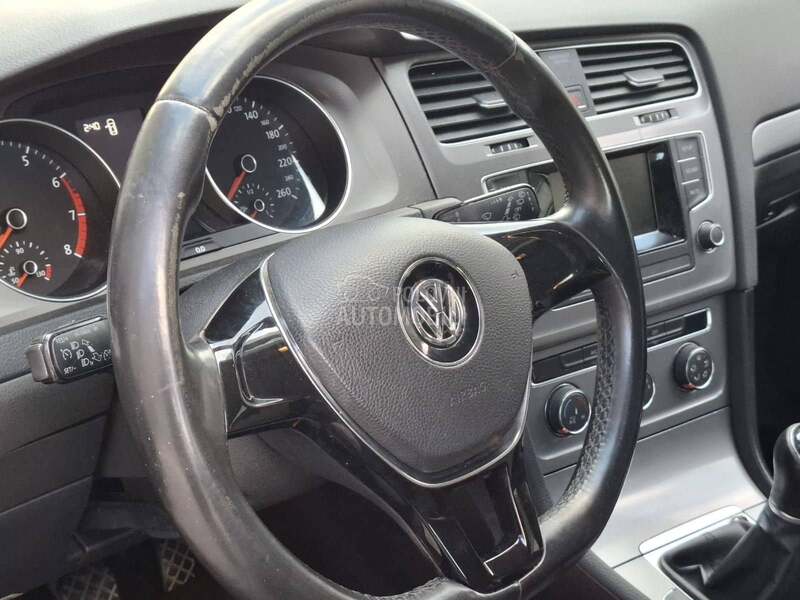 Volkswagen Golf 7 