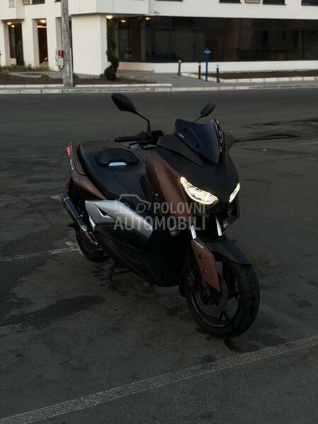 Yamaha Xmax300