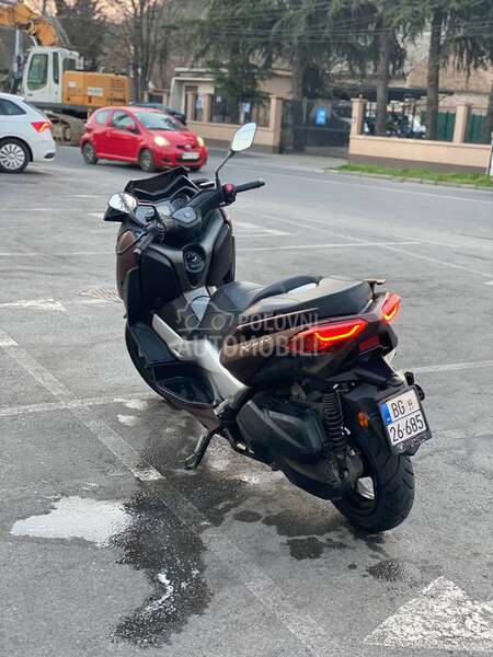 Yamaha Xmax300