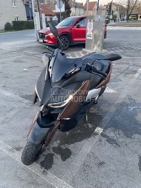 Yamaha Xmax300