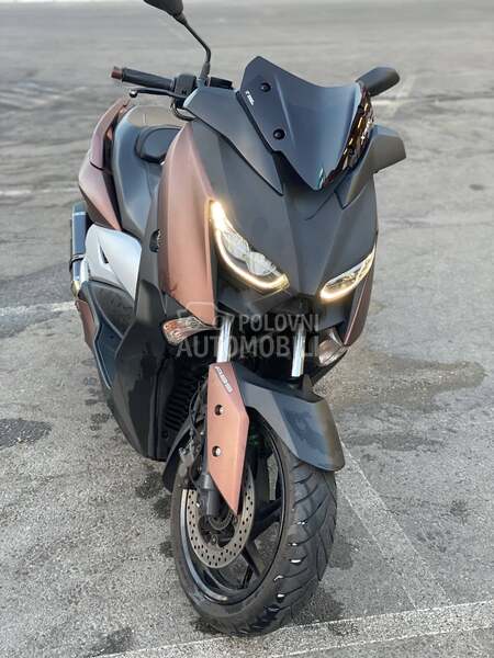 Yamaha Xmax300