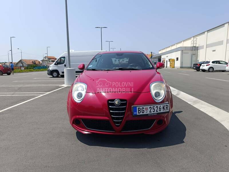 Alfa Romeo MiTo Distinctive