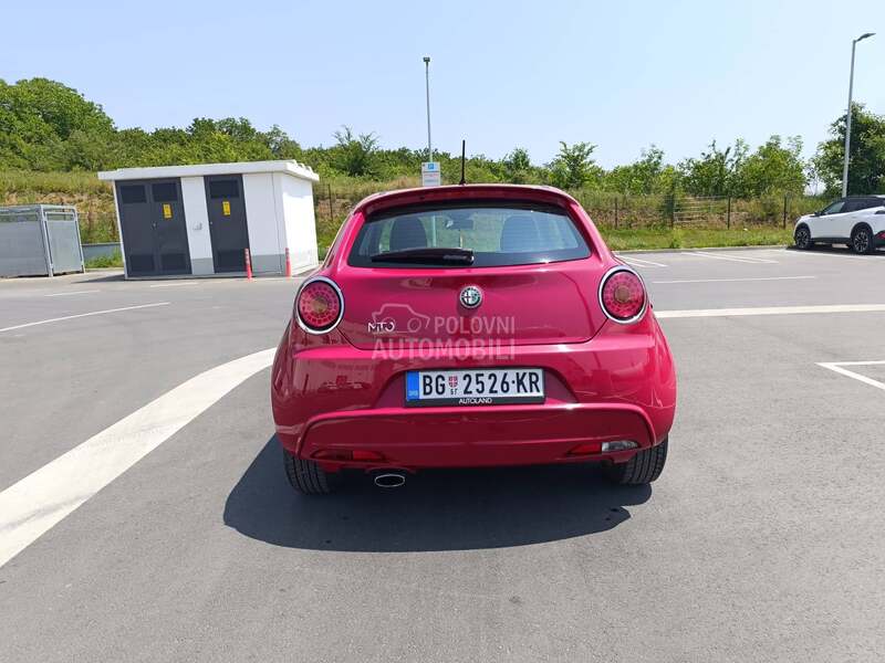 Alfa Romeo MiTo Distinctive