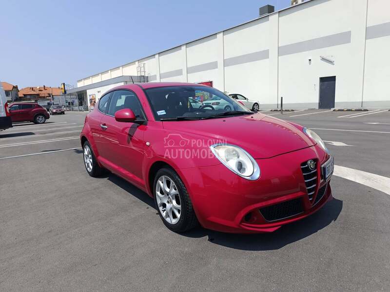 Alfa Romeo MiTo Distinctive