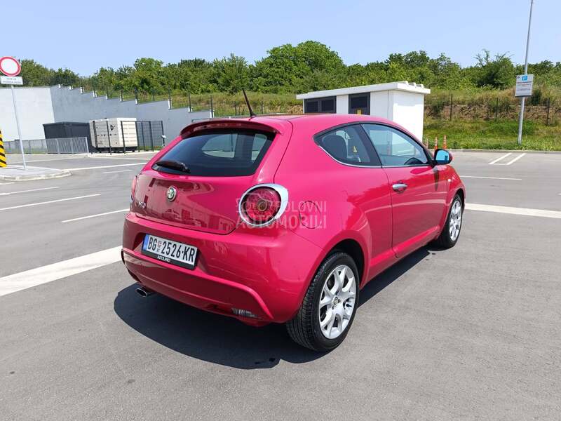 Alfa Romeo MiTo Distinctive