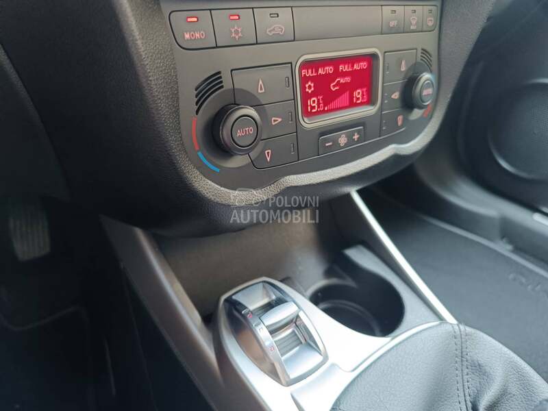 Alfa Romeo MiTo Distinctive