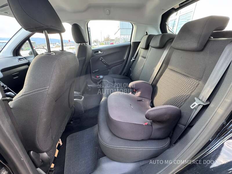 Peugeot 208 1.2E ACTIVE