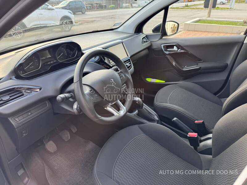 Peugeot 208 1.2E ACTIVE