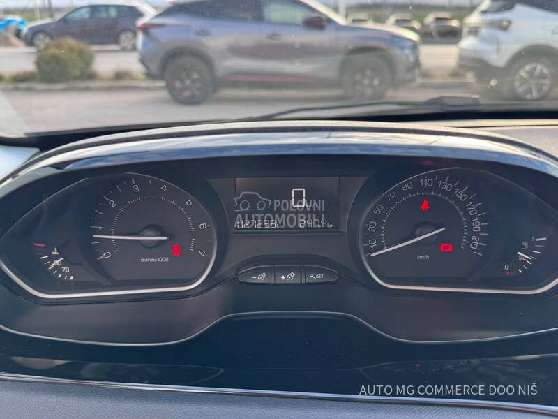 Peugeot 208 1.2E ACTIVE