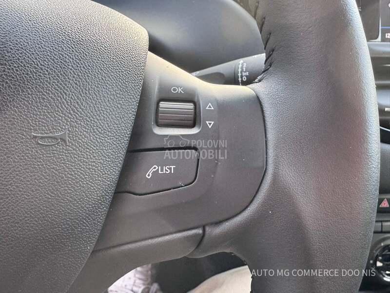 Peugeot 208 1.2E ACTIVE