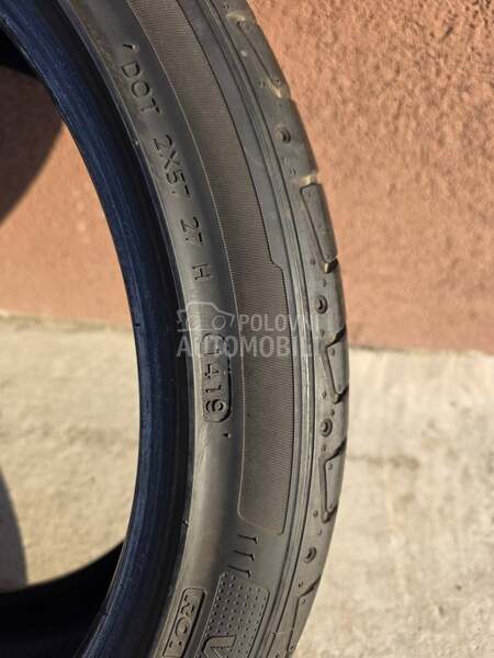 Hankook 235/40 R19 Letnja