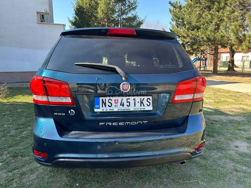 Fiat Freemont 