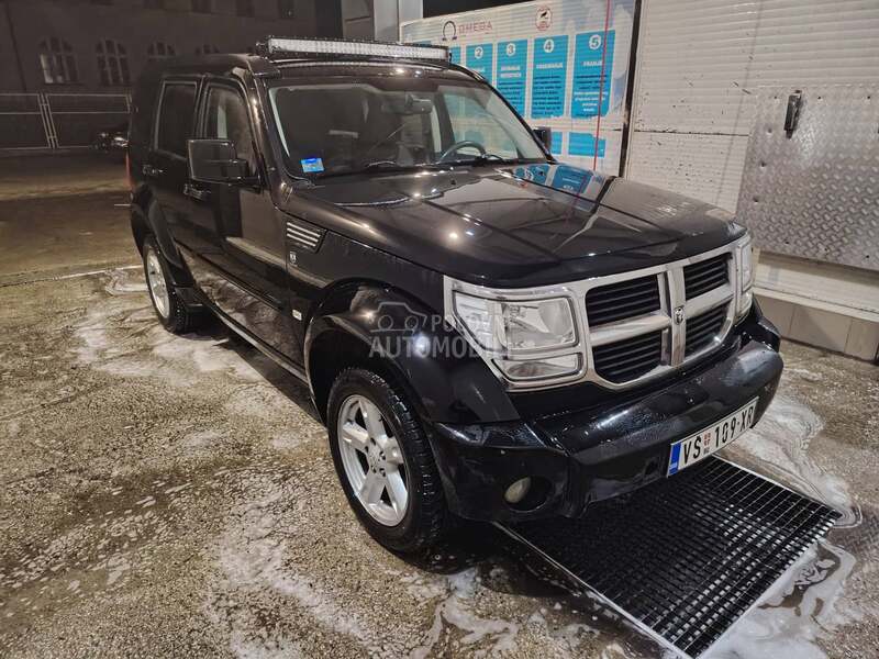 Dodge Nitro 