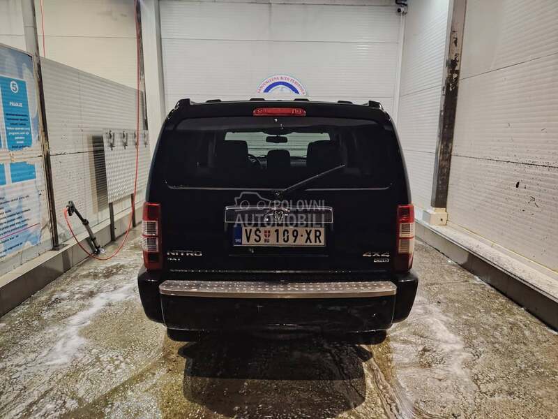 Dodge Nitro 