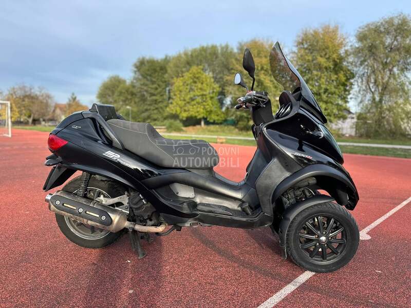 Piaggio MP3