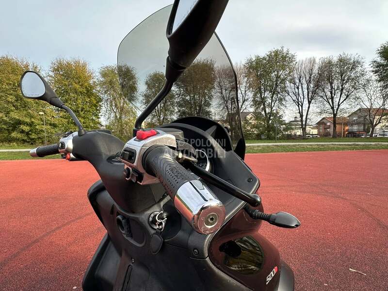 Piaggio MP3