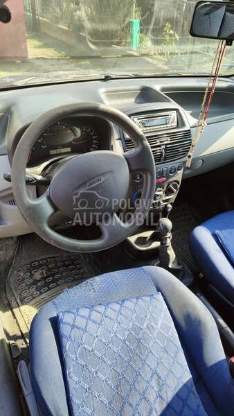 Fiat Punto 